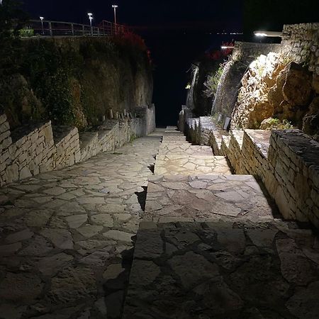 Aldi'S Guest House Vlore Ngoại thất bức ảnh