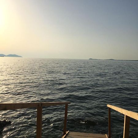 Aldi'S Guest House Vlore Ngoại thất bức ảnh