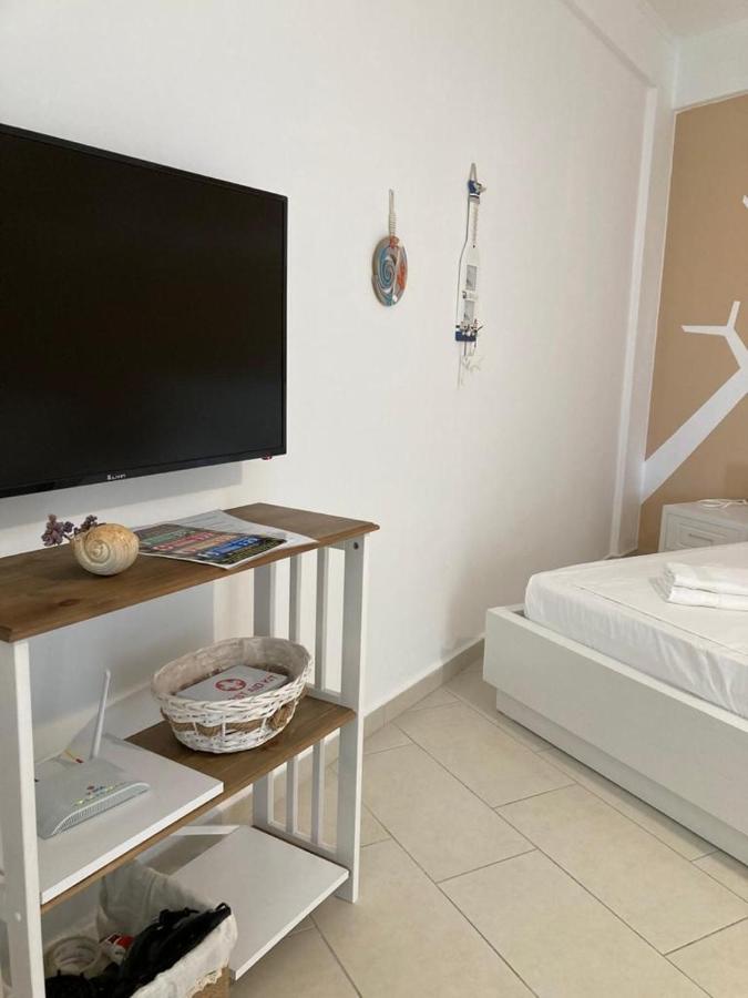 Aldi'S Guest House Vlore Ngoại thất bức ảnh