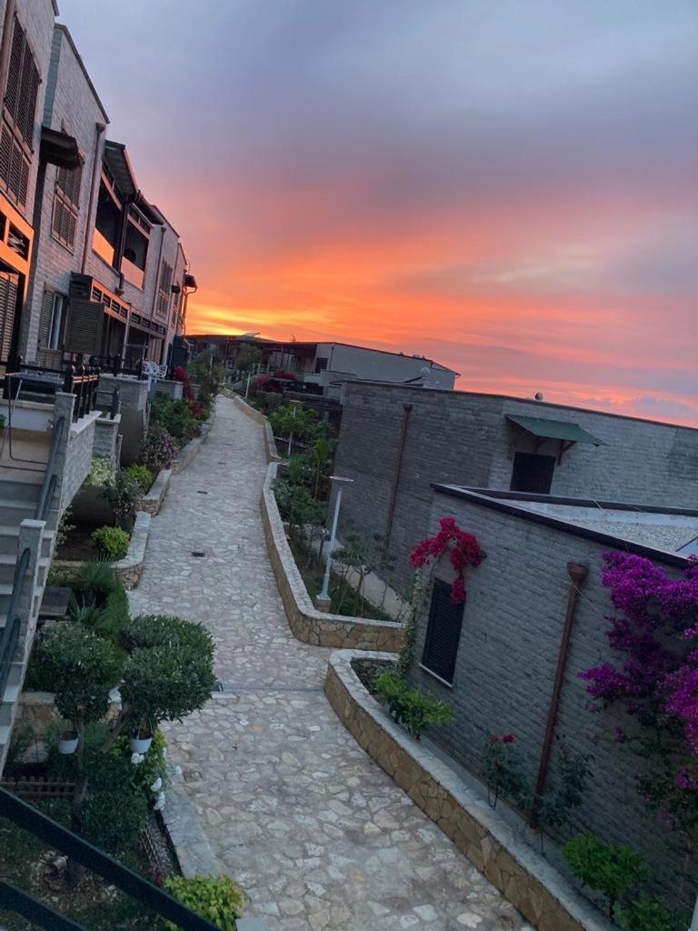 Aldi'S Guest House Vlore Ngoại thất bức ảnh