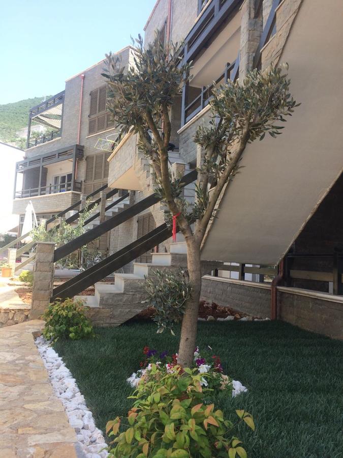 Aldi'S Guest House Vlore Ngoại thất bức ảnh