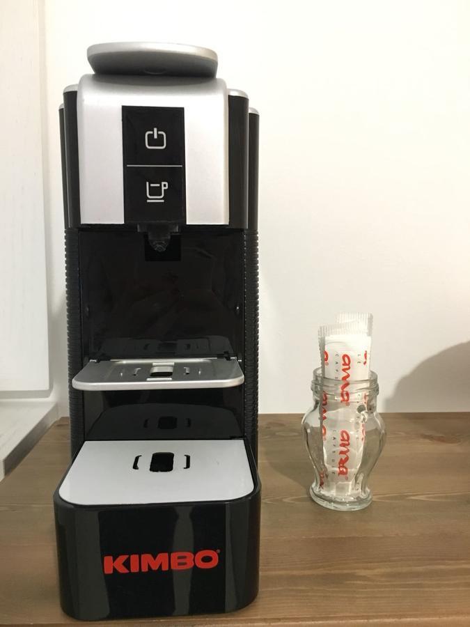 Aldi'S Guest House Vlore Ngoại thất bức ảnh